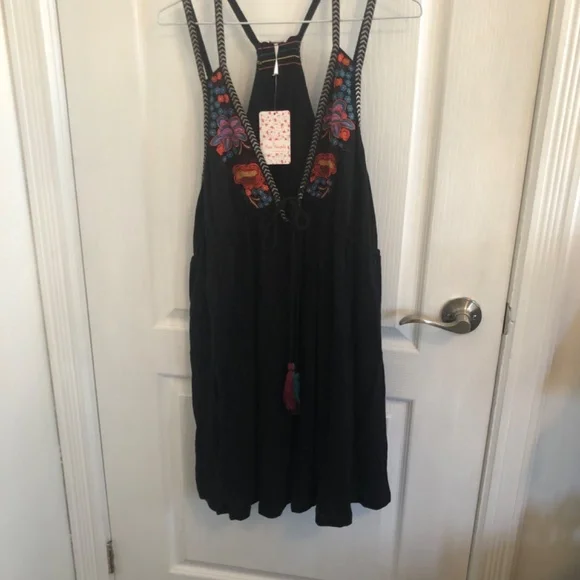 NWT Free People Summer bohemian Embroidered Dress - Picture 2 of 4